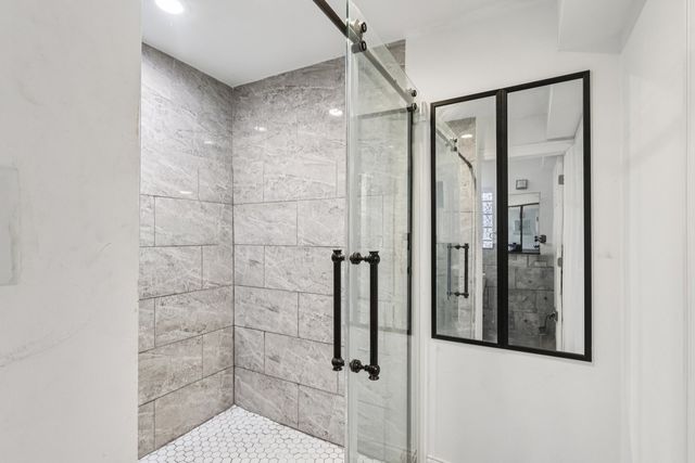 6748 S Wabash Avenue, Chicago, IL 60637