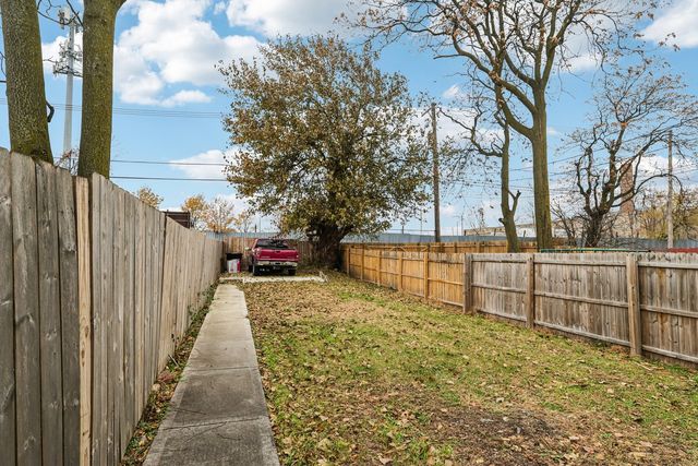 6748 S Wabash Avenue, Chicago, IL 60637