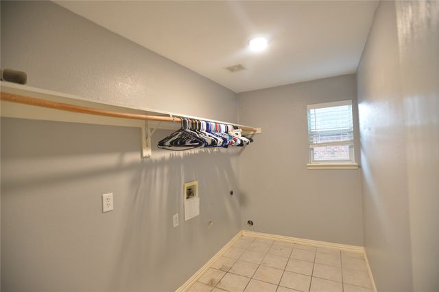2820 Island Wren Drive, Mesquite, TX 75181