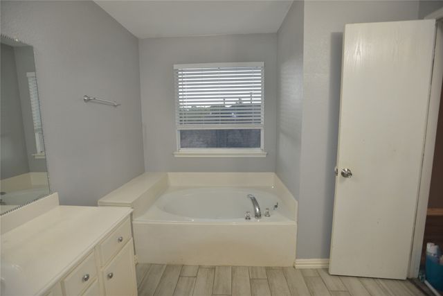 2820 Island Wren Drive, Mesquite, TX 75181