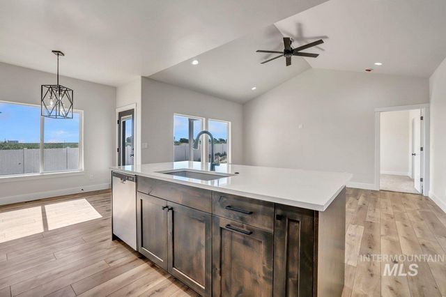 961 Gregory Way, Twin Falls, ID 83301