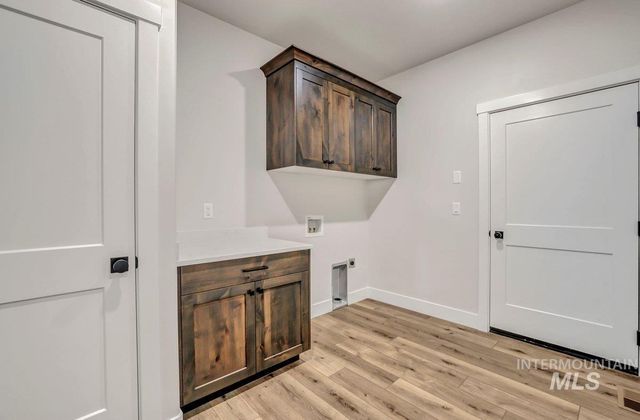 961 Gregory Way, Twin Falls, ID 83301