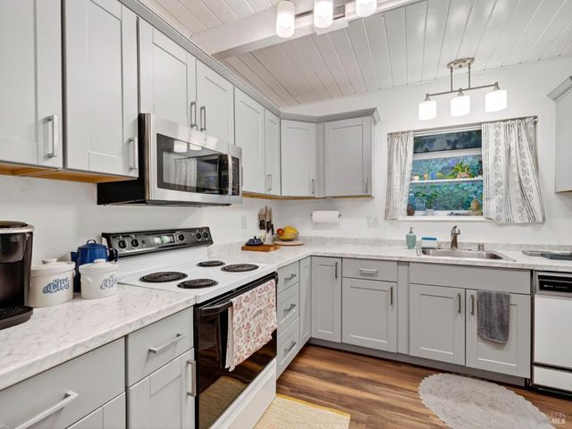 1290 Adobe Canyon Rd, Kenwood, CA 95452