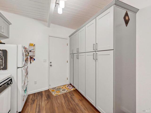 1290 Adobe Canyon Rd, Kenwood, CA 95452