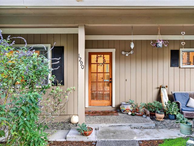 1290 Adobe Canyon Rd, Kenwood, CA 95452