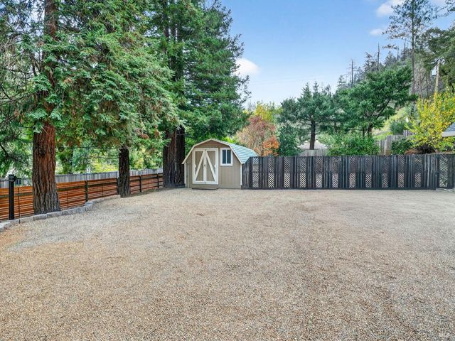 1290 Adobe Canyon Rd, Kenwood, CA 95452