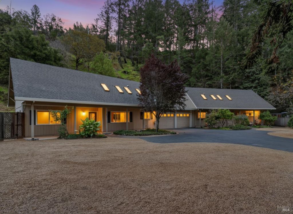 1290 Adobe Canyon Rd, Kenwood, CA 95452