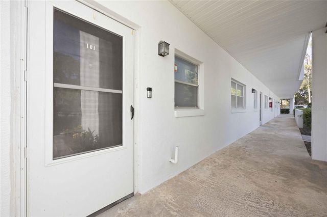 100 EL CAMINO DRIVE 101, Winter Haven, FL 33884
