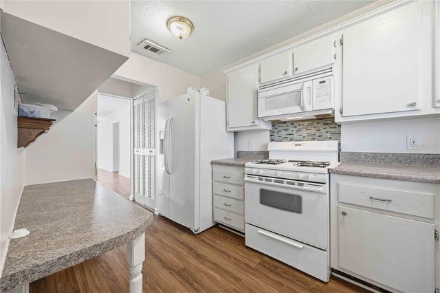100 EL CAMINO DRIVE 101, Winter Haven, FL 33884