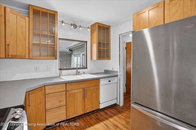 1031 Bement Street, Lansing, MI 48912