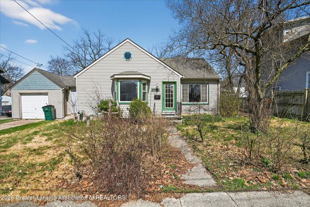 1031 Bement Street, Lansing, MI 48912