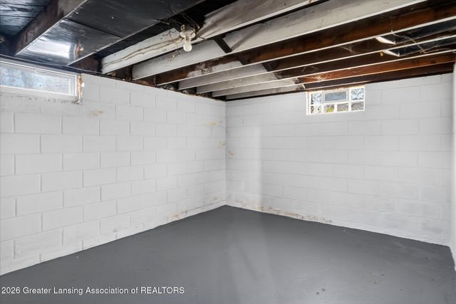 1031 Bement Street, Lansing, MI 48912