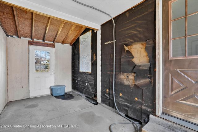 1031 Bement Street, Lansing, MI 48912
