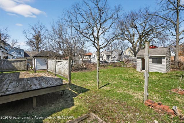 1031 Bement Street, Lansing, MI 48912