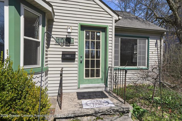 1031 Bement Street, Lansing, MI 48912