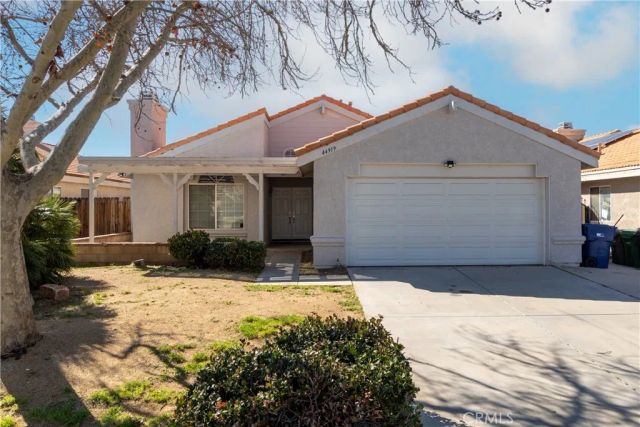44919 Fenhold, Lancaster, CA 93535