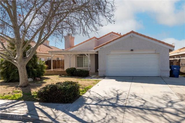 44919 Fenhold, Lancaster, CA 93535