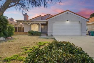 44919 Fenhold, Lancaster, CA 93535