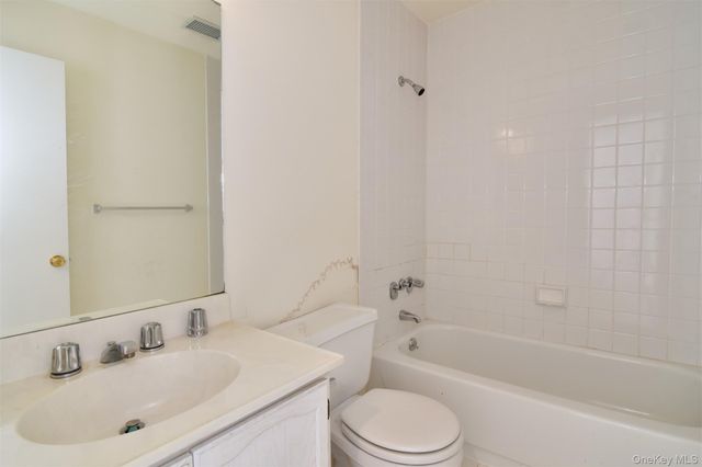 1501 Hunters Run, Dobbs Ferry, NY 10522