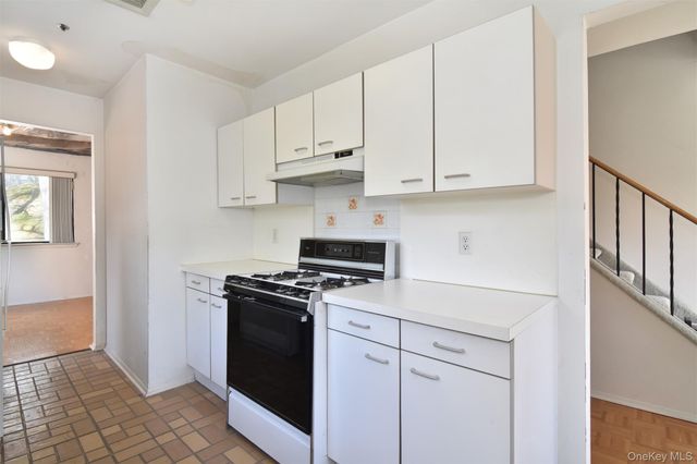 1501 Hunters Run, Dobbs Ferry, NY 10522