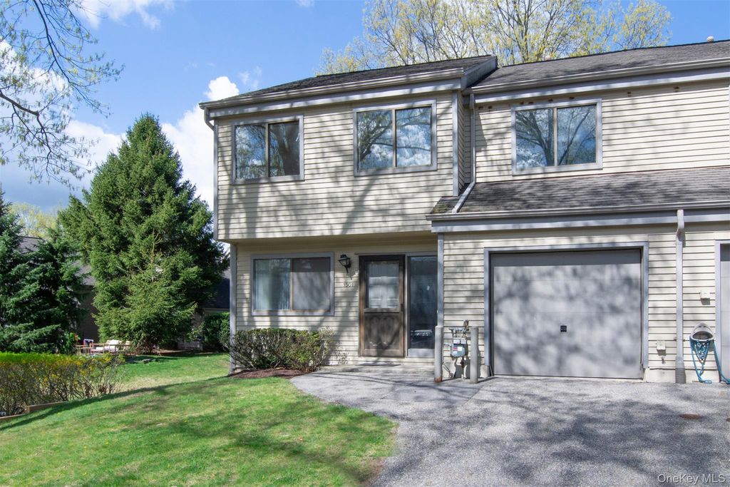1501 Hunters Run, Dobbs Ferry, NY 10522