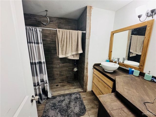 22417 Carrizales Service Road, Edinburg, TX 78542