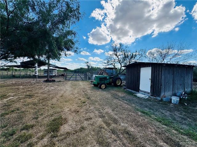 22417 Carrizales Service Road, Edinburg, TX 78542