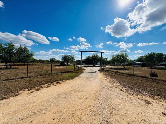 22417 Carrizales Service Road, Edinburg, TX 78542
