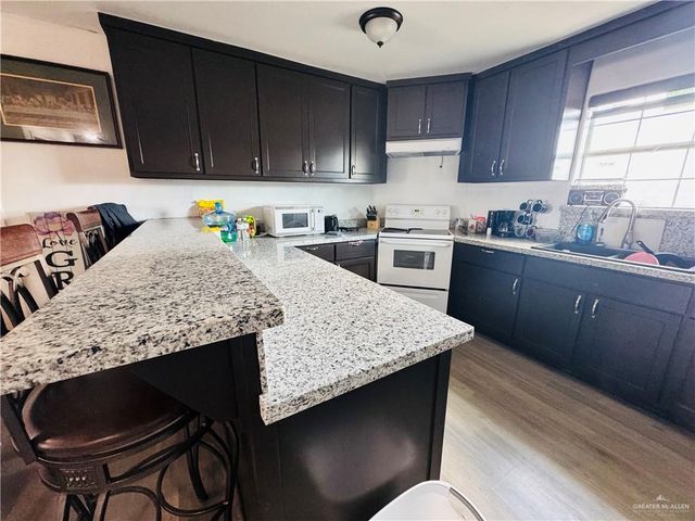 22417 Carrizales Service Road, Edinburg, TX 78542