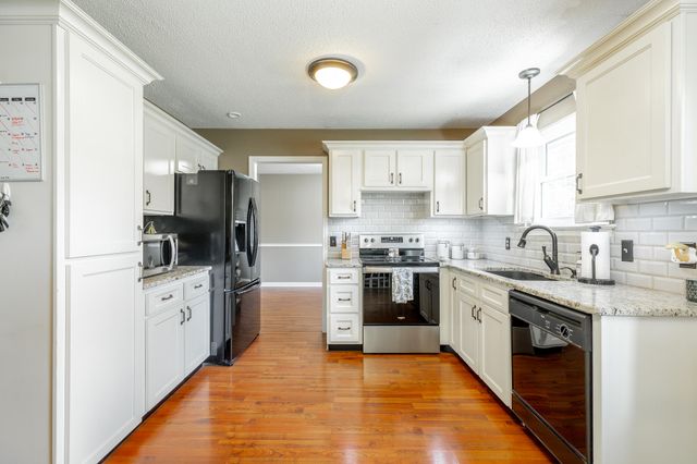 9329 Charbar Circle, Chattanooga, TN 37421