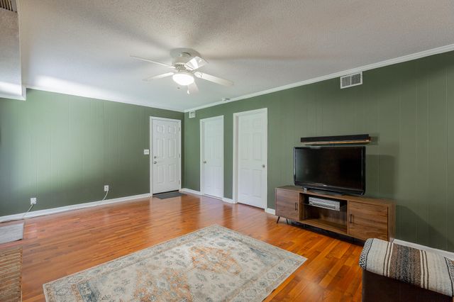 9329 Charbar Circle, Chattanooga, TN 37421
