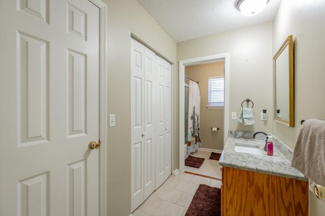 9329 Charbar Circle, Chattanooga, TN 37421