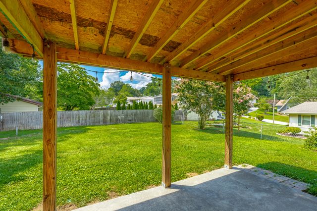 9329 Charbar Circle, Chattanooga, TN 37421