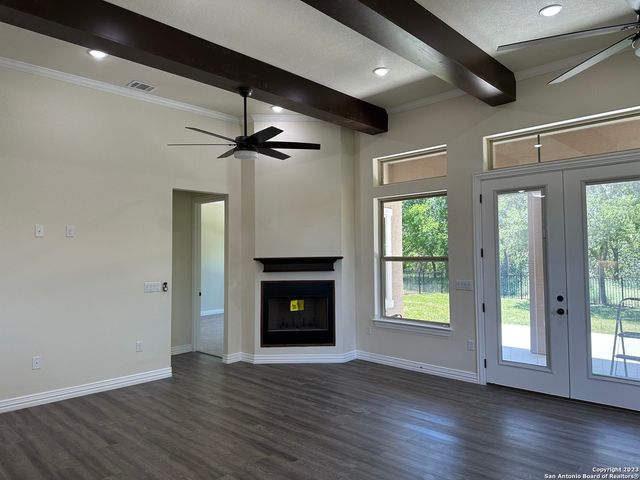 6014 COVERS COVE, Cibolo, TX 78108