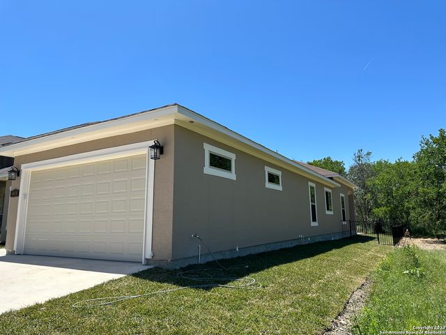 6014 COVERS COVE, Cibolo, TX 78108