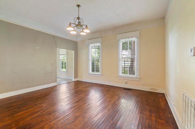 1800 W Short 17th Street, North Little Rock, AR 72114