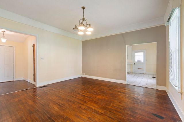 1800 W Short 17th Street, North Little Rock, AR 72114