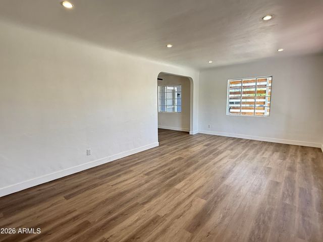 102 W 8TH Place, Mesa, AZ 85201