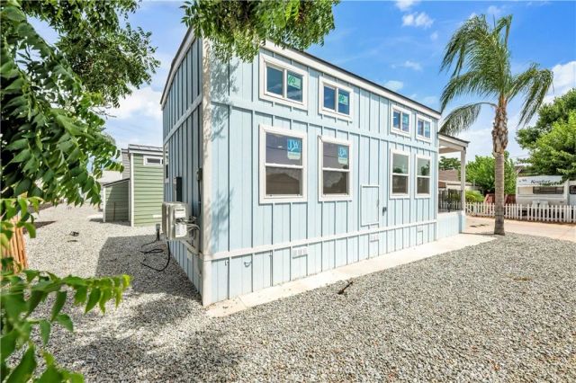 501 S mistletoe 19, San Jacinto, CA 92582