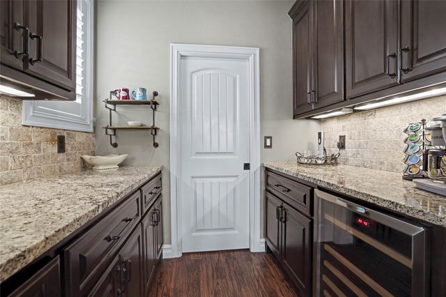 519 N 84th Place, Broken Arrow, OK 74014