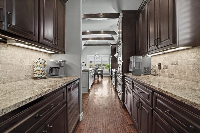 519 N 84th Place, Broken Arrow, OK 74014