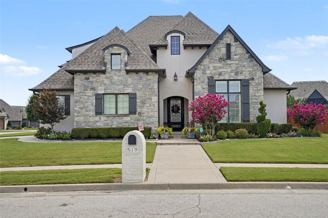 519 N 84th Place, Broken Arrow, OK 74014