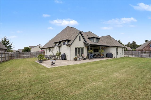 519 N 84th Place, Broken Arrow, OK 74014
