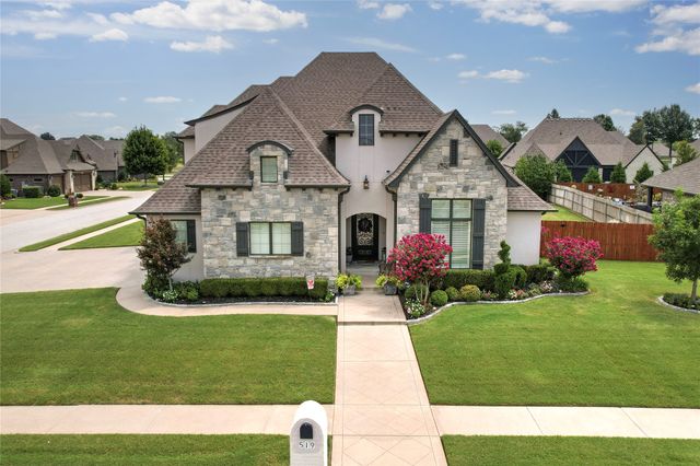519 N 84th Place, Broken Arrow, OK 74014