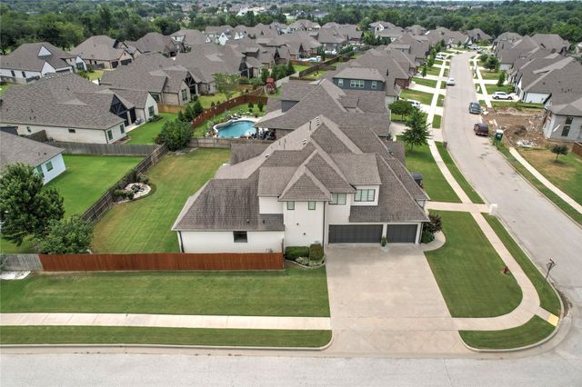 519 N 84th Place, Broken Arrow, OK 74014