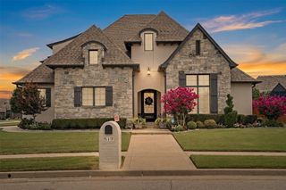 519 N 84th Place, Broken Arrow, OK 74014