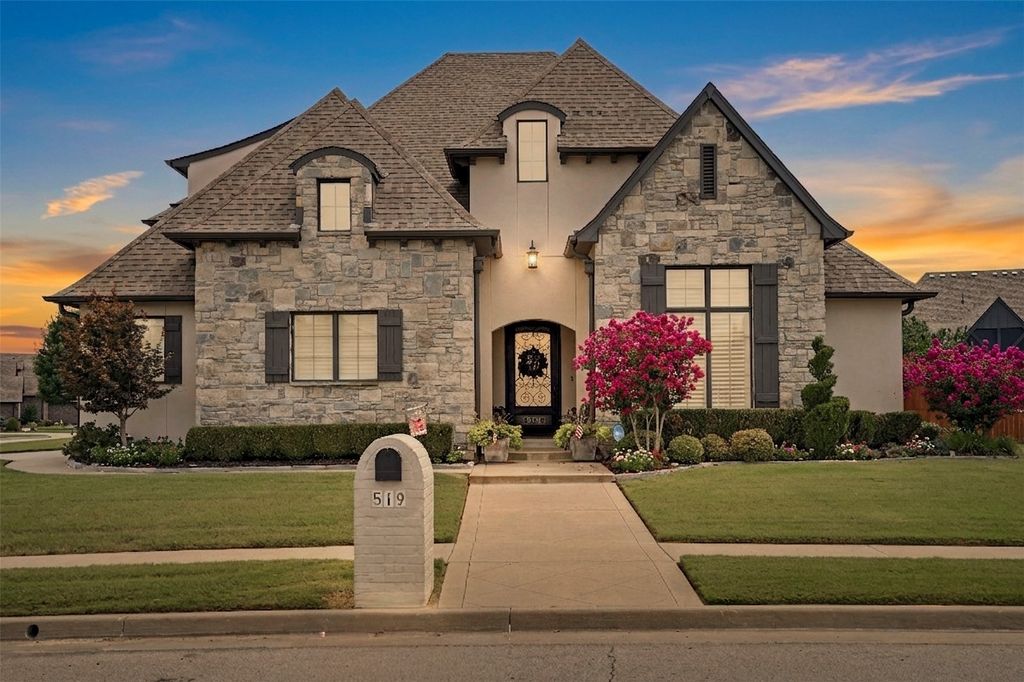 519 N 84th Place, Broken Arrow, OK 74014