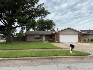 7880 N 120th East Avenue, Owasso, OK 74055