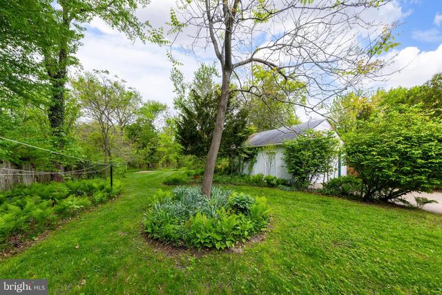 1113 W VALLEYBROOK RD, Cherry Hill, NJ 08034