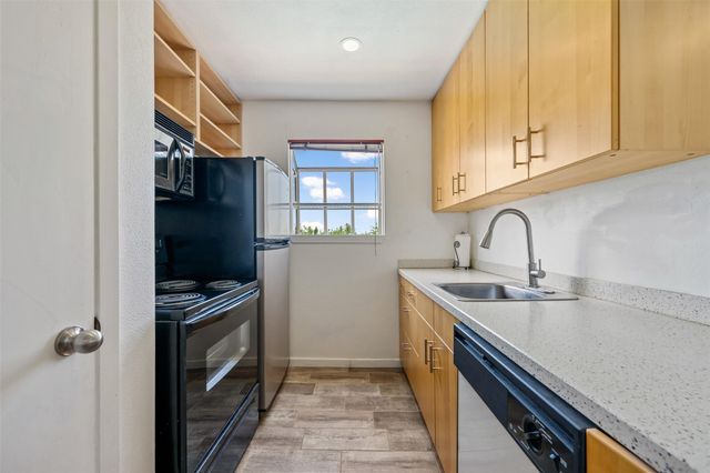 6903 Deatonhill DR 15, Austin, TX 78745